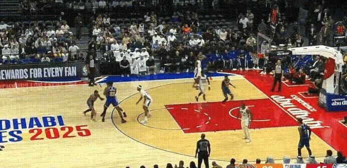 山西队横扫尼克斯,保罗扛起全队 山西队横扫尼克斯,保罗扛起全队