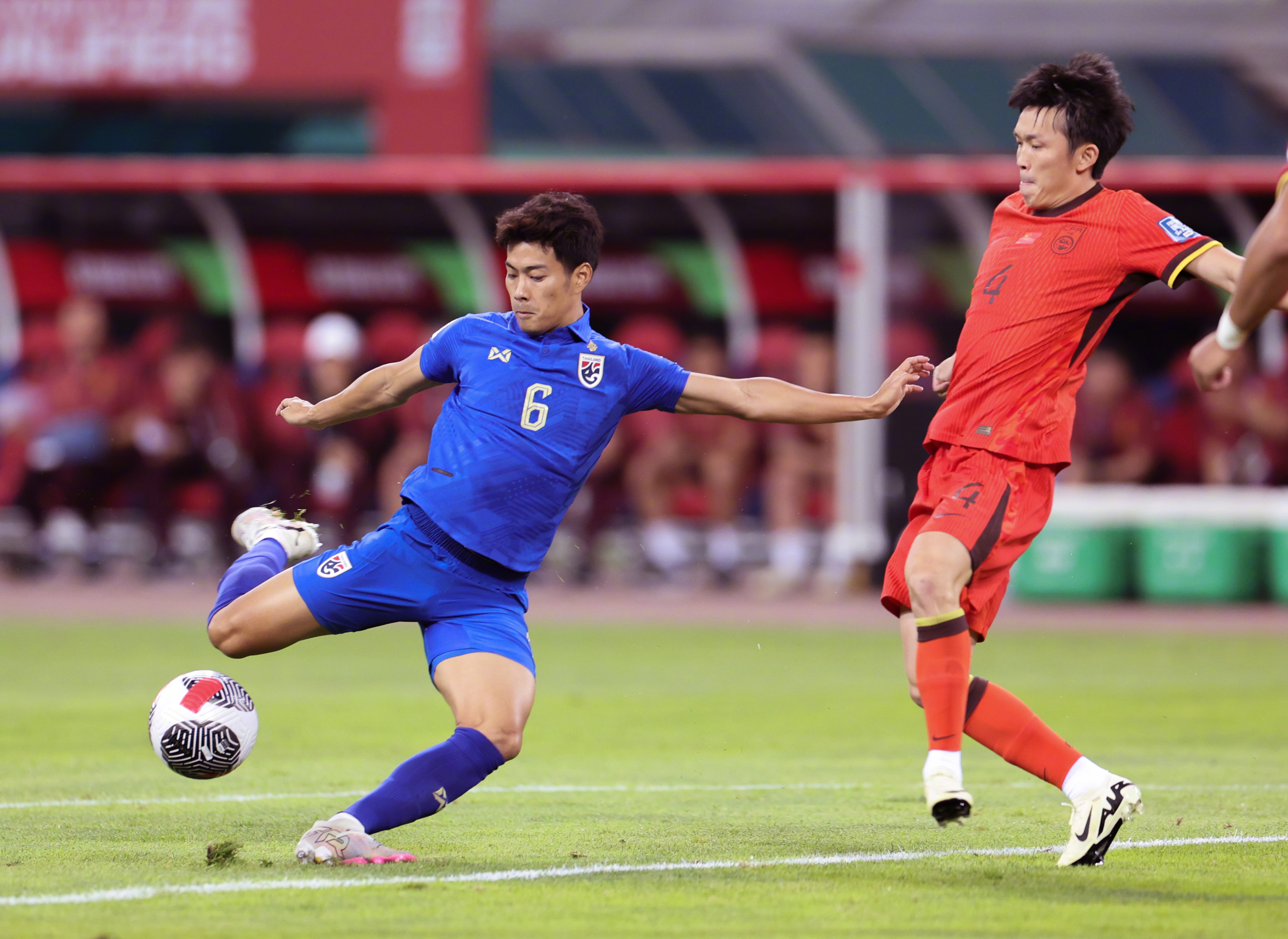 泰国队碾压德国队,桃田贤斗统治全场 泰国队碾压德国队,桃田贤斗统治全场