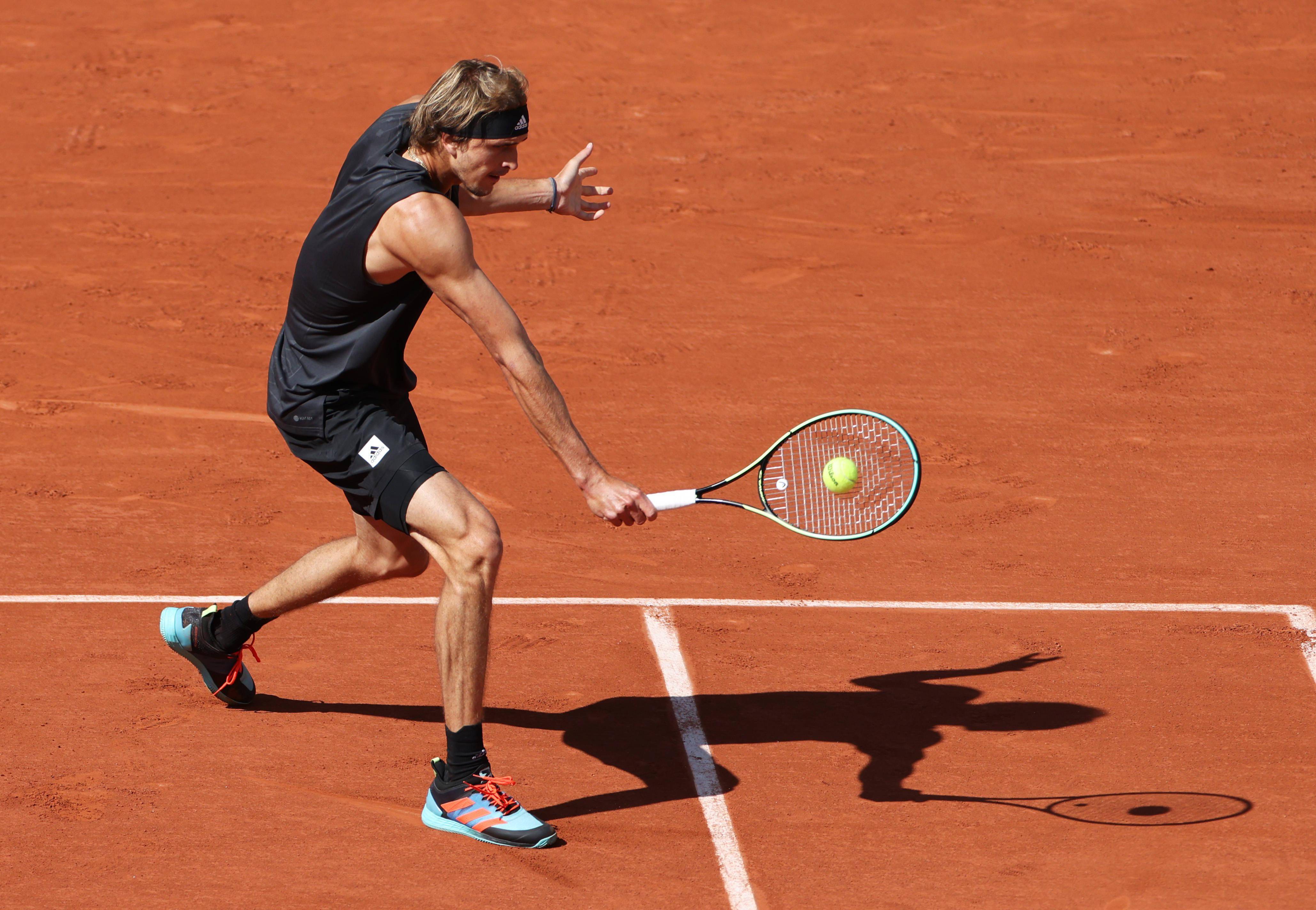 美网逆转法网,兹维列夫高光表现 美网逆转法网,兹维列夫高光表现