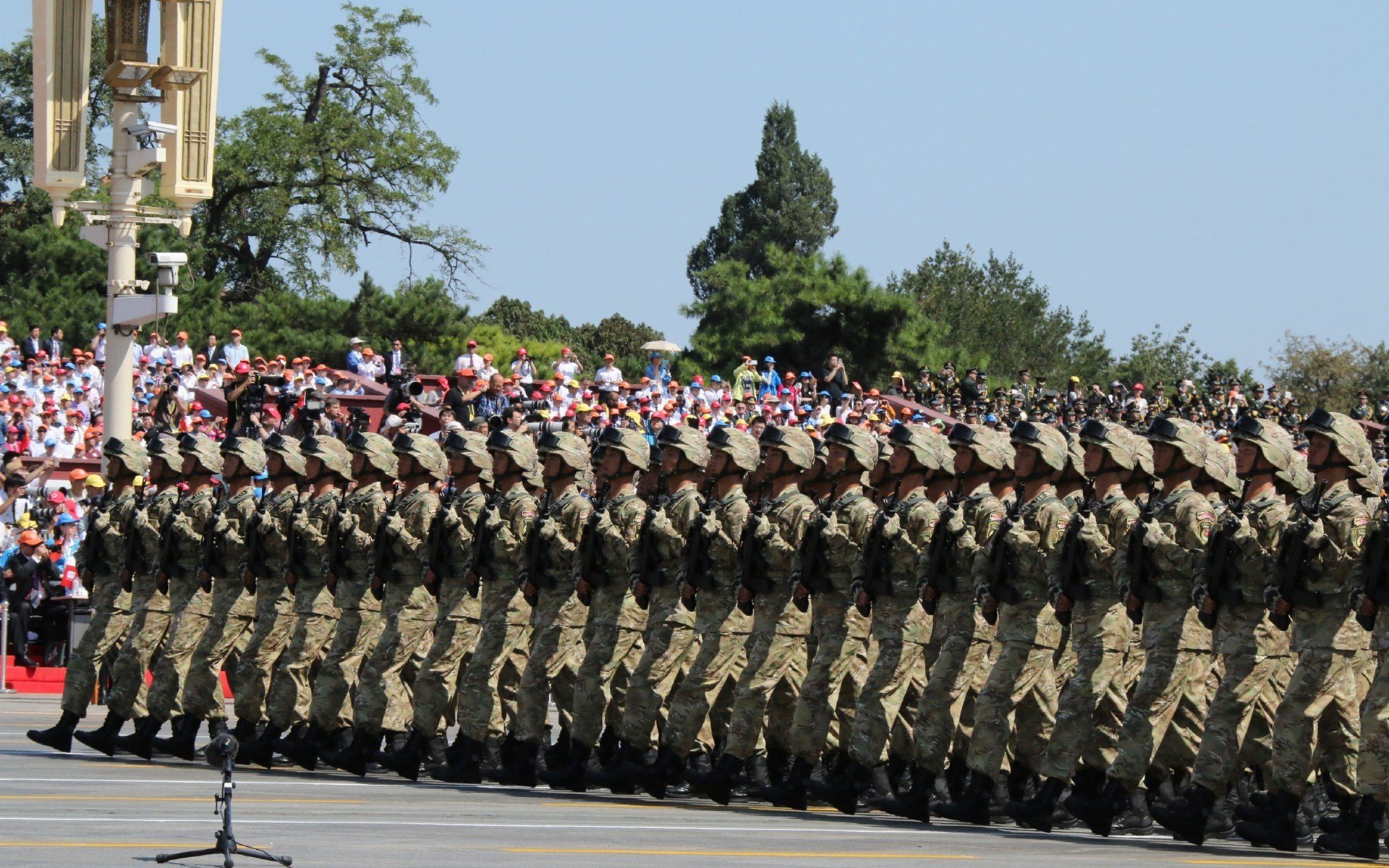 布鲁诺扛起全队，牙买加提前终结里昂悬念，一场逆袭的足球传奇