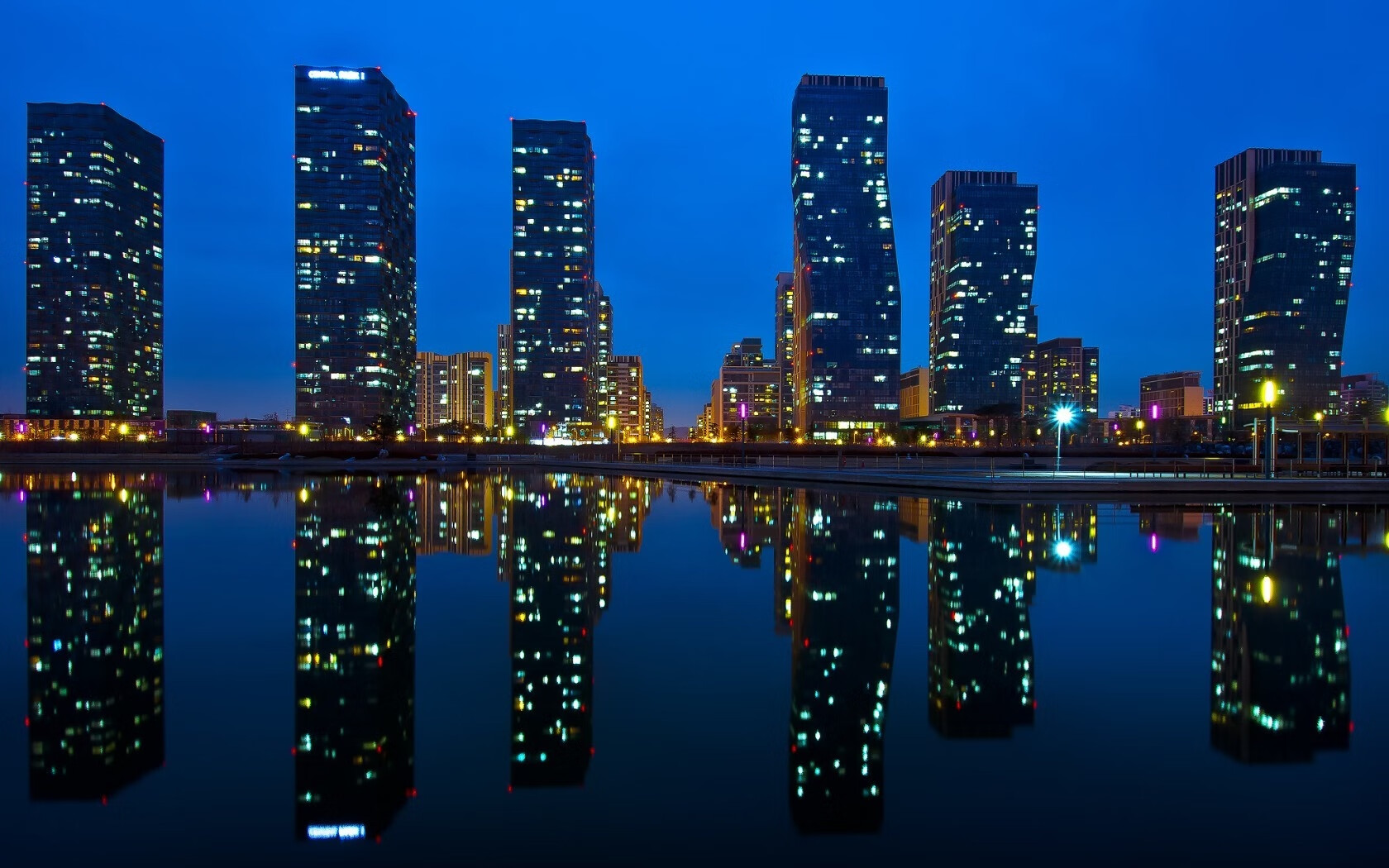 唯一性之光，雷霆防守锁死尼克斯，字母哥在意甲焦点战接管比赛